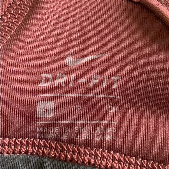 Nike sports bra - Picture 3 of 3